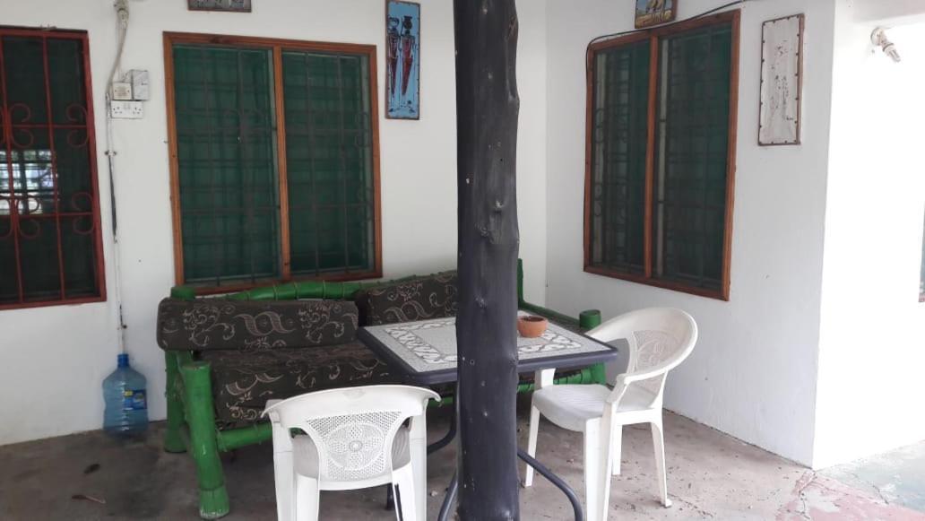 The New Big Tree Beach Resort Mombasa Eksteriør bilde